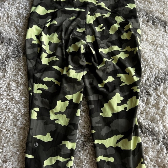 Lululemon Swift Speed High-Rise Crop 21" Heritage 365 Camo Crispin Green Multi - Picture 4 of 4